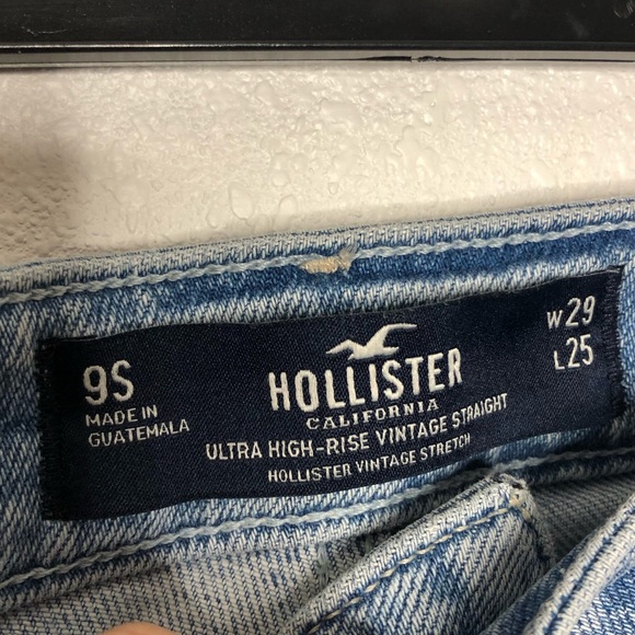 Hollister Ultra High Rise Vintage Straight Frayed Distressed Jeans 9 Short / 29 - Picture 6 of 12